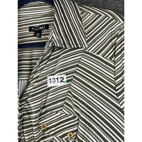 ROZ AND ALI Shirt Womens 1X Button Up Blouse Top Striped Short Sleeve White - Picture 6 of 6